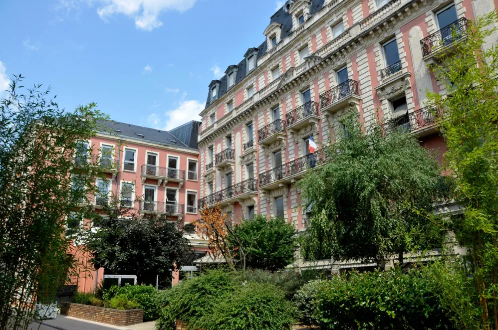 Campus CCI Académie du PLM Vichy-ecole d'enseignement superieur specialisee